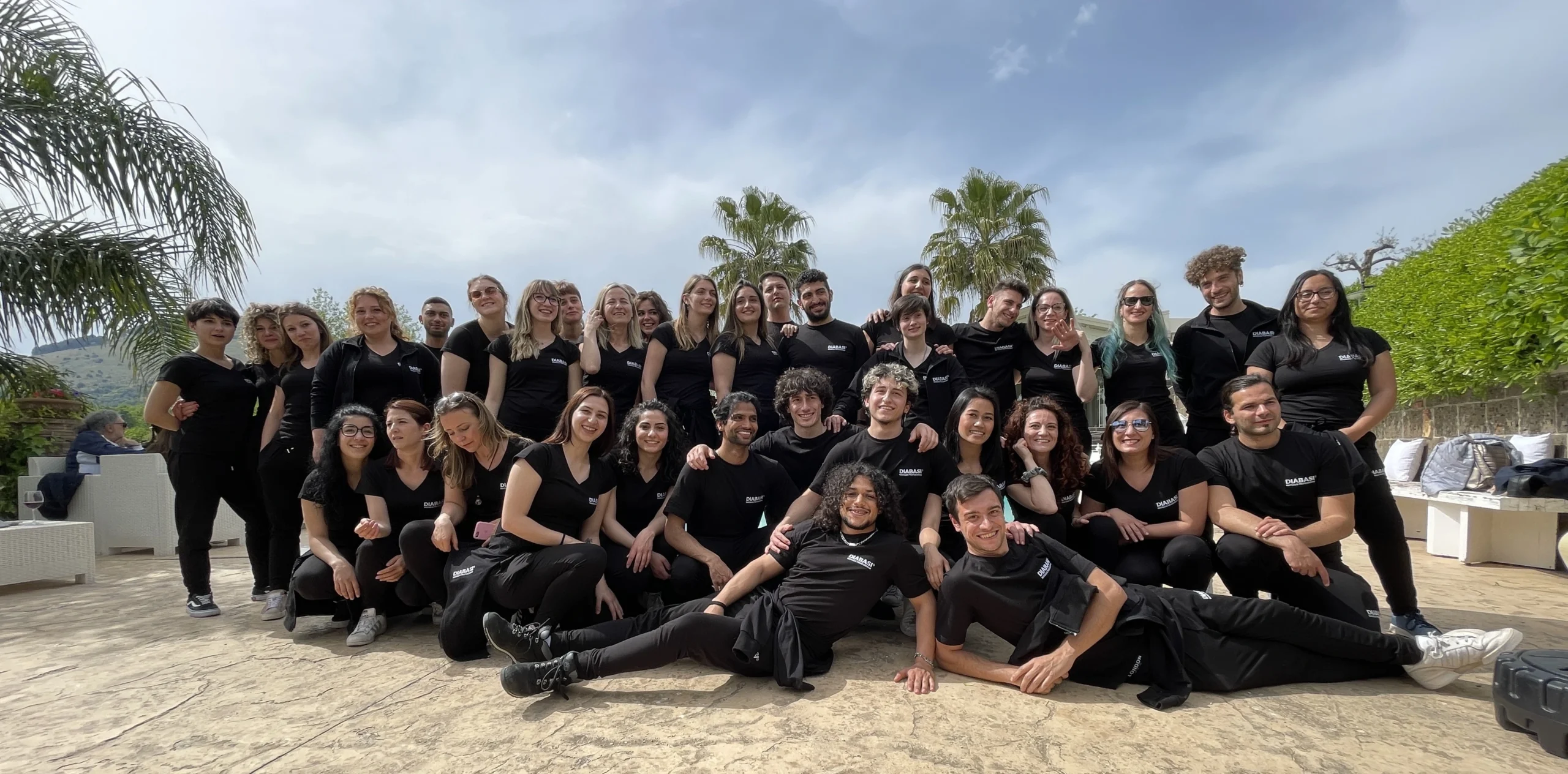 foto di gruppo cerimonia 2 scaled