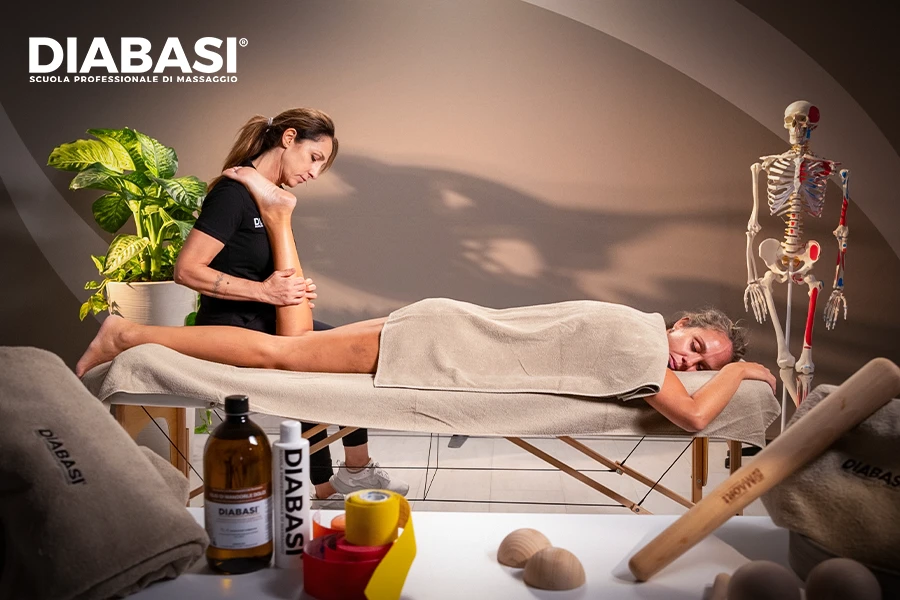 Master Professionale DIABASI® – Operatore Avanzato in Massaggio Tecnico-Sportivo con esercitazione pratica e strumenti professionali di lavoro