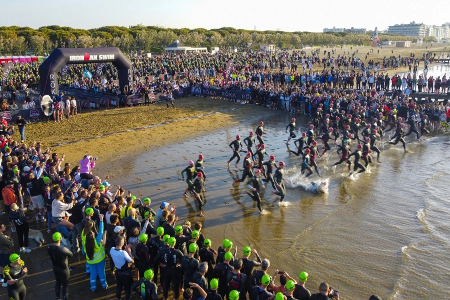 MASSAGGIA ALLA MARATONA DI NAPOLI 2025